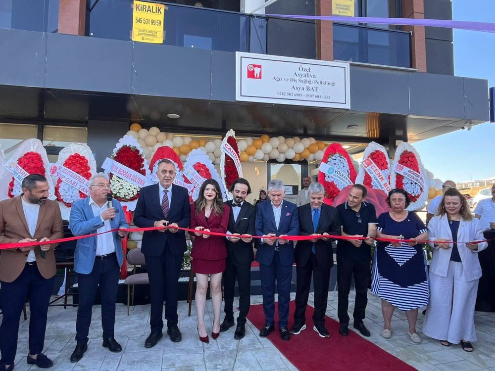 Başkanımız Cengiz Günay, Odamız Üyesi Özel Asyaliva Ağız ve Diş Sağlığı Polikliniği’nin Açılışına Katıldı