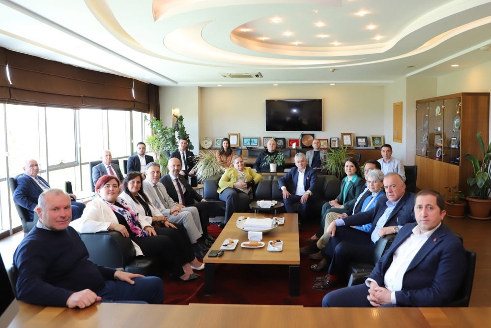Cumhuriyet Halk Partisi (CHP) Genel Başkan Yardımcıları ve Parti Heyetinden Kurumumuza Ziyaret Gerçekleşti